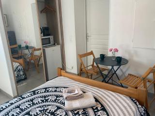 Studio indépendant dans maison proche Château d' Oléron - 8