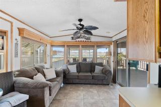 Jilligans on the Island at Sams Beachcomber - 9