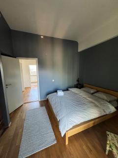 City Center - Large 2 bedroom apartment - 4