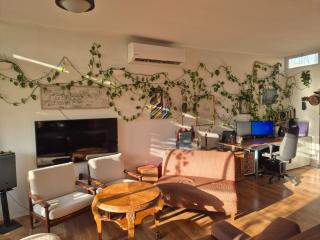 Rothschild Beautiful Apartment with Balcony - 1