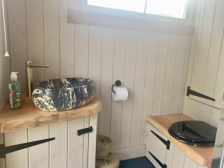 Tower Farm Holidays - Shepherd's Huts - - 1