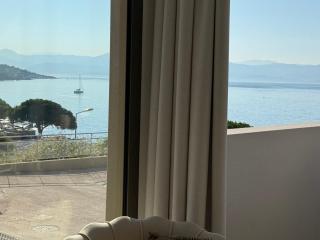 Prestigious 3 bedroom waterfront in Ajaccio - 2