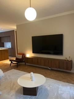 Unique center apartment with parking space - 0