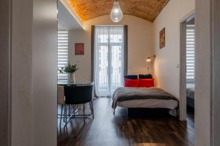 Grand Apartment with Balcony - Prague - 1