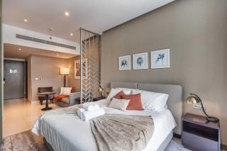Canal View & High Floor & Valet - 4