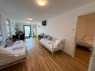 Kern Apartments - 9