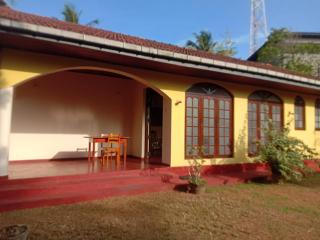 Saketha Hikka Cottage - 0