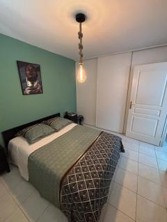 Comfortable 2 bedroom apartment - 6