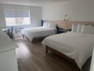 The Varsity Inn North - 2