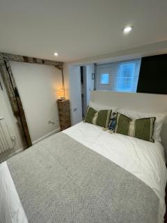 Bagnalls Studio, a newly renovated studio in a traditional fisherman's cottage - 0