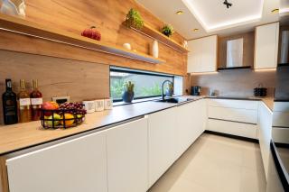 Etheras 1 - Holiday Apartments - 2