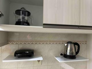 APARTAMENTO MEIA PRAIA EM FRENTE RUSSI, 100mt praia - Água Boa - 1