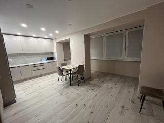 J&N Hause - 8