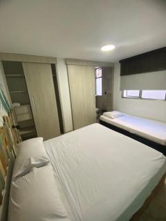 Tauro Black Suites Cerca al estadio Atanasio Girardot - 7