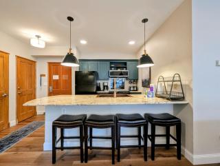 Jack Pine 8011 by SummitCove Lodging - 4