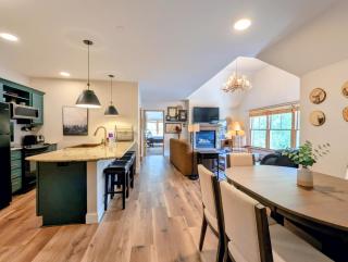 Jack Pine 8011 by SummitCove Lodging - 5
