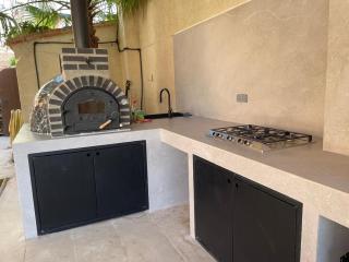 Oceanfront villa with pool - 4