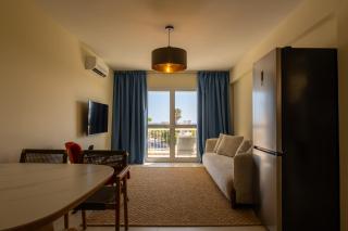 Seaview apartment newly renovated to high quality - 5