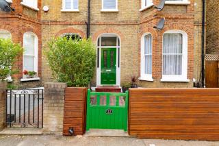 Wild Roses Serviced Apartments - Charlton - 2