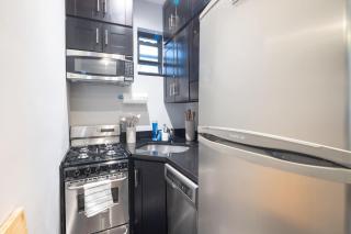 Stylish Retreat in Midtown NYC Walk to Everything - 1