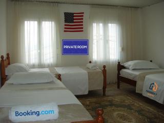 Friendly Hostel - Gjirokastër - 6