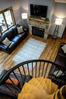 Sunset Views & Mountain Getaway, 4 Min to Downtown - 6