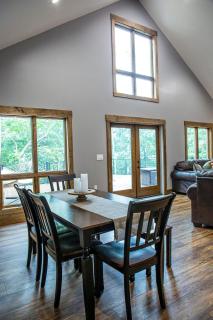 Sunset Views & Mountain Getaway, 4 Min to Downtown - 3