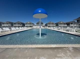 Two Bedroom Villa Walk to Beach - 8