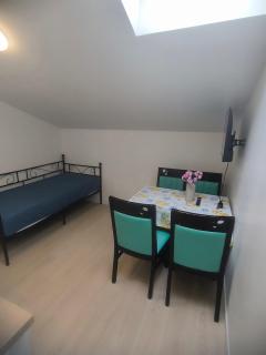 Charment T2 proche tram 9 - 6