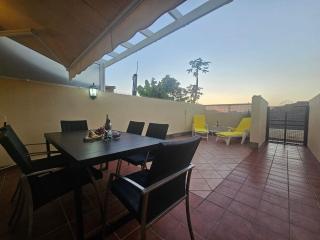 Cozy home with terrace and access to swimming pool - 9