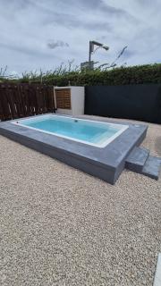 Wine Down Vacation Homes - 7