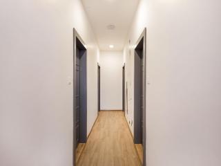 Townhouse Pipliyahana Square - 4