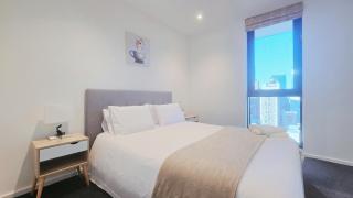 MHYL High Rise Comfort 3BR2B with 1 parking - 6