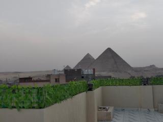 Orienta view pyramids - 1
