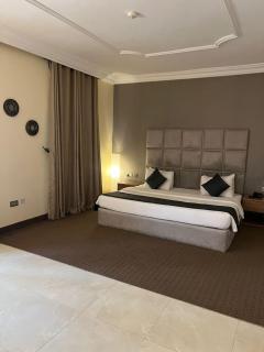 Blackrock Apartments and Suits - Mama - 9