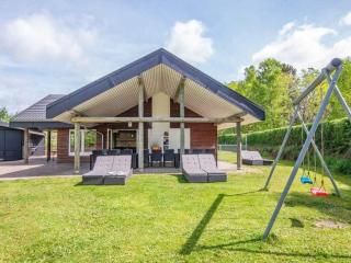 5 star holiday home in Fårvang - 3