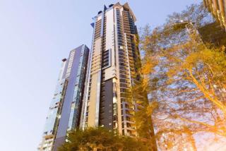 Retro Mania Brisbane CBD Sleeps 6 Car park included - 3