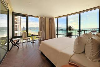 Holiday Beach Hotel Danang - 8