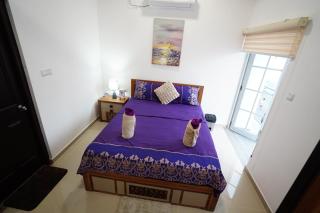 Negombo Airport Villa with Swimming Pool, Parks and Breakfast - 4