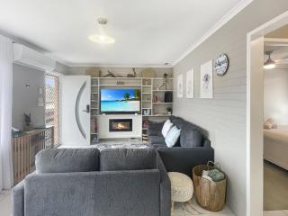 Serene Coastal Retreat with Carport - 4