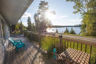 Waterfront-Pet Friendly-HotTub-Firepit-BBQ - Gilmour - 4