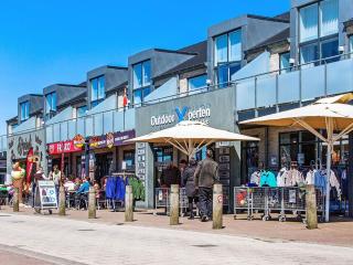 4 person holiday home in Ringkøbing-By Traum - 5