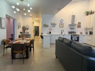 3BR lovely Townhouse in McAllen - 1