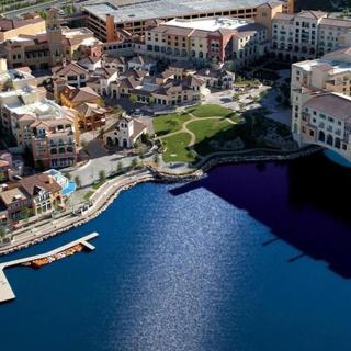 Gorgeous apartment located in Lake Las Vegas Resort and golf course - 0