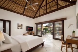 HUGE 9BR,10BATHR Villa,Best Location,5min Beach - 9