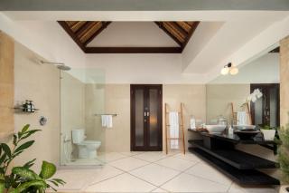 HUGE 9BR,10BATHR Villa,Best Location,5min Beach - 4