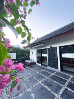 Ohara Hideway 3BR Japanese Vibes Villa in Kerobokan Seminyak Bali - 4