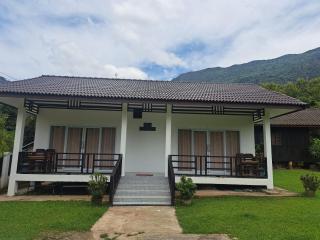 Lattanavongsa guesthouse and Bungalows - 1