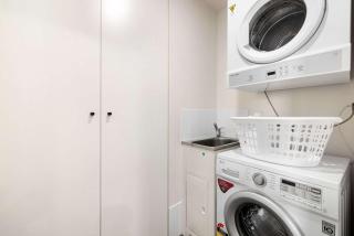 South Bank Getaway 1BR with Pool & Gym - Brisbane - 2