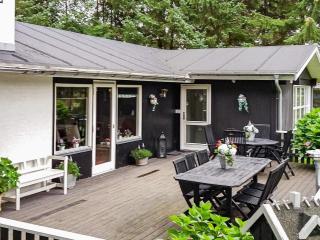 8 person holiday home in Hals-By Traum - 0